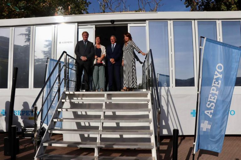 Asepeyo presenta en Badajoz la unidad móvil ‘Ruta 151’