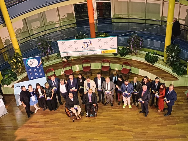 Asepeyo galardonada por COCEMFE Albacete